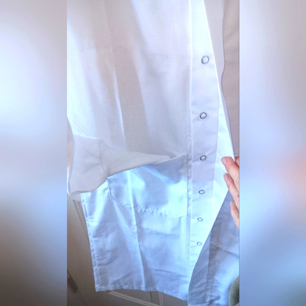 Fashion Seal Healthcare NWOT size 2XS women's white lab coat perfect condition